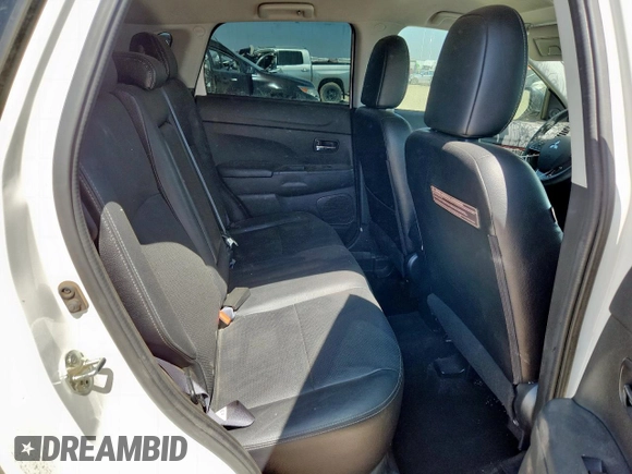 2017 Mitsubishi Outlander SEL с VIN JA4AP4AW5HZ025763, выставлен на аукционе Copart как лот 61055155 с пробегом 73 520 миль миль и Списание • Salvage title. История ставок и продаж доступна на DreamBid. Изображение 10.