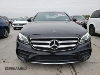 2019 Mercedes-Benz E-Class E 300 with VIN WDDZF4JB6KA606838, listed as a Copart auction lot 67752522 with 33,602 mi miles. Bid and sale history available at carsss.com. Image 5.