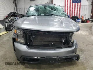 2020 Chevrolet Silverado 1500 Custom with VIN 3GCPWBEH7LG248284, listed as a Copart auction lot 44974775 with 122,275 mi miles and Salvage Title. Bid and sale history available at carsss.com. Image 5.