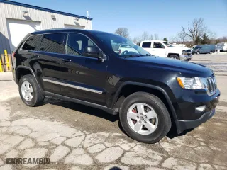 2011 Jeep Grand Cherokee Laredo with VIN 1J4RR4GG6BC572080, listed as a Copart auction lot 50358405 with 147,188 mi miles and Salvage Title. Bid and sale history available at carsss.com. Image 4.