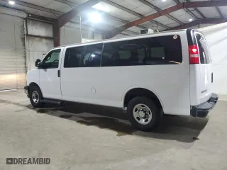 2021 Chevrolet Express Passenger LT with VIN 1GAZGPFP8M1216896, listed as a Copart auction lot 76134174 with 88,619 mi miles and Clean Title. Bid and sale history available at carsss.com. Image 2.