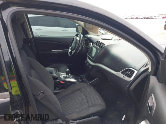 2017 Dodge Journey Crossroad Plus with VIN 3C4PDCGB3HT556863, listed as a IAAI auction lot 41629766 with 105,079 mi miles. Bid and sale history available at carsss.com. Image 5.