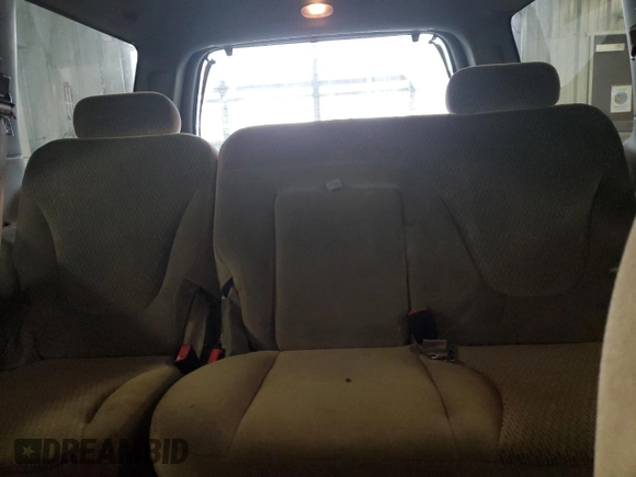 1998 Ford Expedition XLT z VIN 1FMPU18L1WLC33329, wystawiony jako Copart lot #41666625 z przebiegiem 137 786 mil mil oraz Czysty tytuł • Clean title. Historia ofert i sprzedaży dostępna na DreamBid. Obrazek 10.