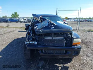 2002 Dodge Durango Sport with VIN 1B4HS38N62F159178, listed as a IAAI auction lot 39463560 with 183,111 mi miles. Bid and sale history available at carsss.com. Image 6.