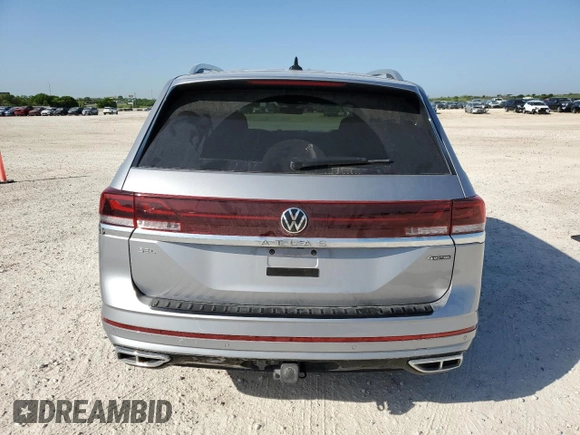 2024 Volkswagen Atlas SEL Premium R-Line with VIN 1V2FR2CA9RC520336, listed as a Copart auction lot 52252065 with 16,900 mi miles and Salvage title. Bid and sale history available at DreamBid. Image 6.