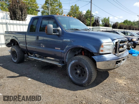 2006 Ford Super Duty F-250 XL with VIN 1FTSX21P26ED57865, listed as a Copart auction lot 68711674 with 90,180 mi miles and Salvage Title. Bid and sale history available at carsss.com. Image 4.