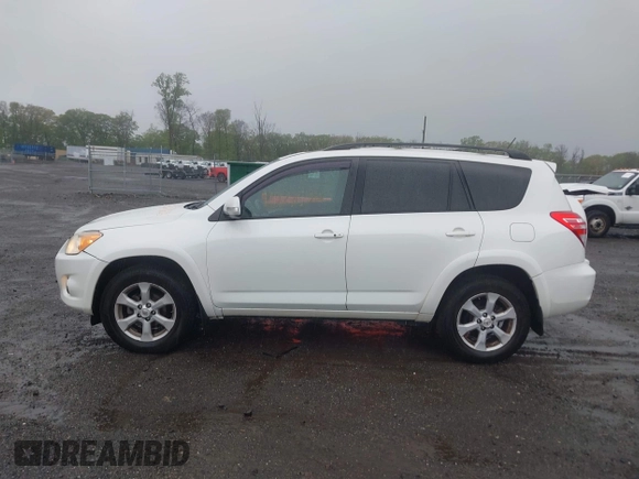 2012 Toyota RAV4 Limited z VIN 2T3DF4DV3CW245193, wystawiony jako IAAI lot #42233074 z przebiegiem 121 522 mil mil oraz . Historia ofert i sprzedaży dostępna na DreamBid. Obrazek 14.