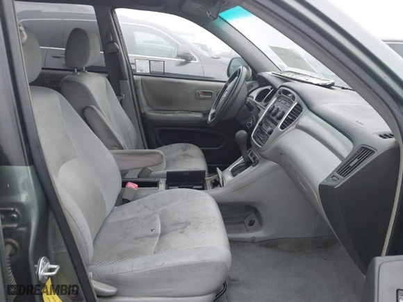2005 Toyota Highlander with VIN JTEGP21A450073551, listed as a IAAI auction lot 41677182 with 151,125 mi miles. Bid and sale history available at carsss.com. Image 5.