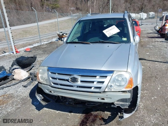 2006 Suzuki XL-7 Touring with VIN JS3TX92V964100008, listed as a IAAI auction lot 41630315 with 234,706 mi miles. Bid and sale history available at carsss.com. Image 12.