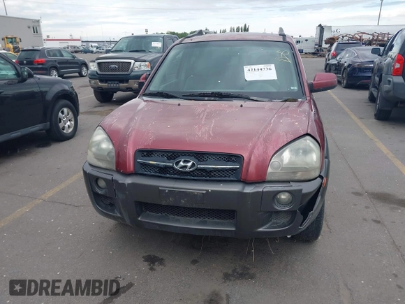 2006 Hyundai Tucson GLS with VIN KM8JN12D86U340196, listed as a IAAI auction lot 42144736 with 232,121 mi miles. Bid and sale history available at carsss.com. Image 6.