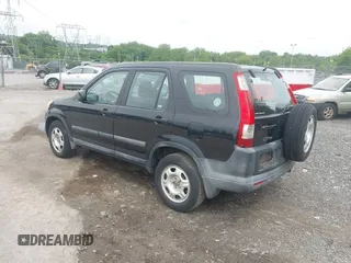 2006 Honda CR-V LX z VIN SHSRD78566U439551, wystawiony jako IAAI lot #42369628 z przebiegiem 211 896 mil mil oraz . Historia ofert i sprzedaży dostępna na DreamBid. Obrazek 3.