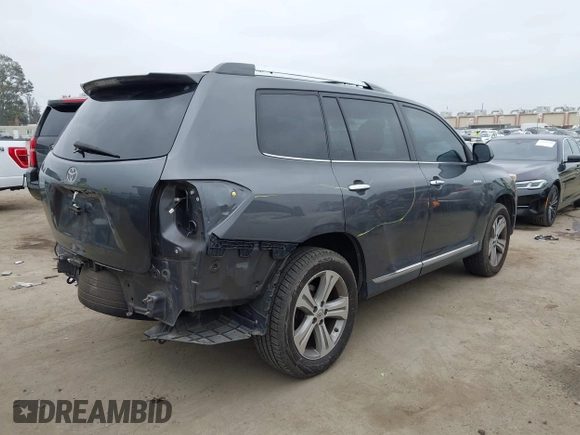 2011 Toyota Highlander Limited with VIN 5TDYK3EH3BS028078, listed as a IAAI auction lot 42098186 with 137,261 mi miles and . Bid and sale history available at DreamBid. Image 4.