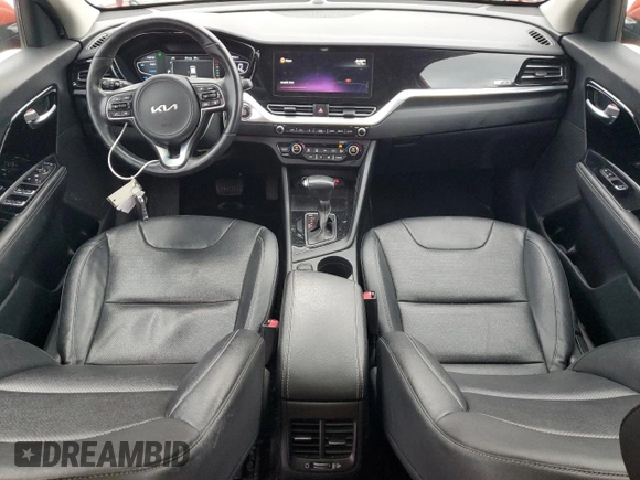 2022 Kia Niro Touring SE with VIN KNDCC3LC3N5532610, listed as a Copart auction lot 43786605 with 179,603 mi miles and Salvage Title. Bid and sale history available at carsss.com. Image 8.