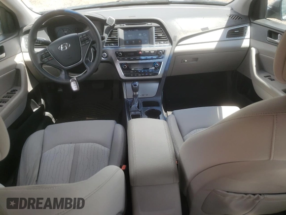 2017 Hyundai Sonata Hybrid SE with VIN KMHE24L3XHA064433, listed as a Copart auction lot 53213903 with 88,919 mi miles. Bid and sale history available at carsss.com. Image 8.