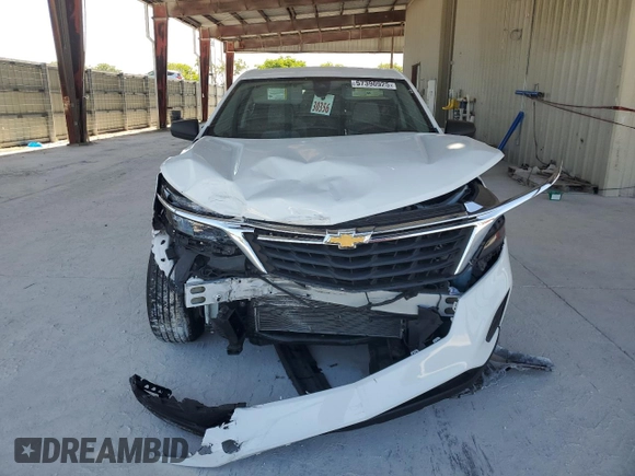 2022 Chevrolet Equinox LS z VIN 3GNAXHEVXNS237315, wystawiony jako Copart lot #57390925 z przebiegiem 22 590 mil mil oraz Szkoda całkowita • Salvage title. Historia ofert i sprzedaży dostępna na DreamBid. Obrazek 5.