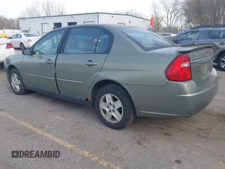 2005 Chevrolet Malibu LS with VIN 1G1ZT52845F275494, listed as a IAAI auction lot 42109970 with 190,460 mi miles and . Bid and sale history available at DreamBid. Image 3.