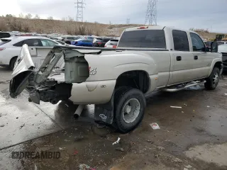 2006 Chevrolet Silverado 3500 DRW LT1 with VIN 1GCJK33D46F154523, listed as a Copart auction lot 84960604 with 250,982 mi miles and Salvage Title. Bid and sale history available at carsss.com. Image 3.