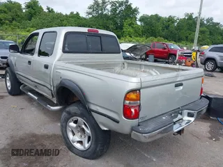 2004 Toyota Tacoma PreRunner with VIN 5TEGN92N24Z407112, listed as a IAAI auction lot 42290814 with 261,850 mi miles and . Bid and sale history available at DreamBid. Image 3.