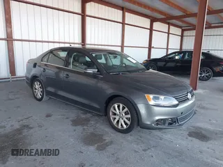 2013 Volkswagen Jetta SE with VIN 3VWDX7AJ3DM254962, listed as a IAAI auction lot 41753707 with 125,225 mi miles and . Bid and sale history available at DreamBid. Image 1.