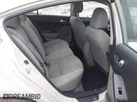 2015 Kia Forte LX with VIN KNAFK4A66F5291465, listed as a IAAI auction lot 41515671 with 102,032 mi miles. Bid and sale history available at carsss.com. Image 8.