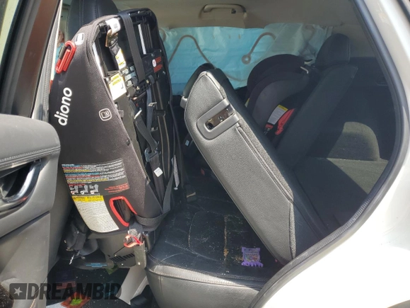 2018 Mazda CX-5 Grand Touring z VIN JM3KFADM3J1464073, wystawiony jako Copart lot #59571385 z przebiegiem Nie podano mil oraz Szkoda całkowita • Salvage title. Historia ofert i sprzedaży dostępna na DreamBid. Obrazek 11.