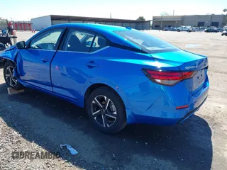 2025 Nissan Sentra SV with VIN 3N1AB8CV8SY209440, listed as a IAAI auction lot 41871471 with 568 mi miles. Bid and sale history available at carsss.com. Image 3.