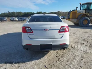 2014 Ford Police Interceptor z VIN 1FAHP2MK2EG125804, wystawiony jako IAAI lot #41297103 z przebiegiem 99 340 mil mil oraz . Historia ofert i sprzedaży dostępna na DreamBid. Obrazek 16.