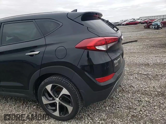2016 Hyundai Tucson Limited z VIN KM8J33A28GU161692, wystawiony jako Copart lot #51263265 z przebiegiem Nie podano mil oraz Nie do naprawy • Non repairable. Historia ofert i sprzedaży dostępna na DreamBid. Obrazek 12.