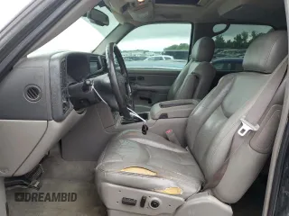 2004 Chevrolet Tahoe LT with VIN 1GNEK13Z14R181814, listed as a Copart auction lot 63178264 with 201,701 mi miles and Salvage Title. Bid and sale history available at carsss.com. Image 7.