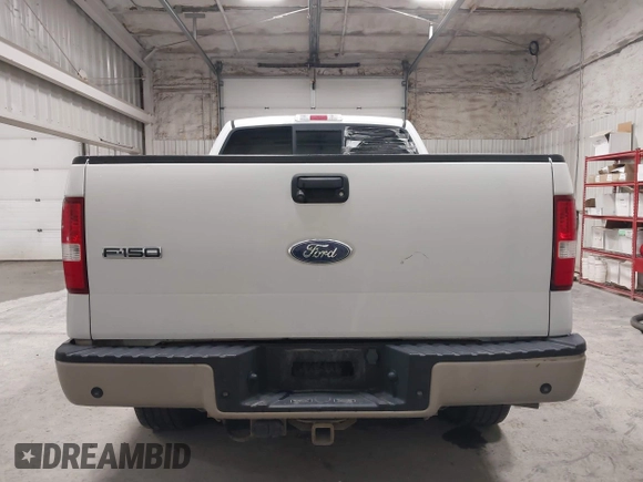 2008 Ford F-150 XLT с VIN 1FTPW14V18FB42925, выставлен на аукционе IAAI как лот 42619962 с пробегом 162 077 миль миль и . История ставок и продаж доступна на DreamBid. Изображение 16.