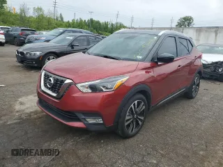 2019 Nissan Kicks SR with VIN 3N1CP5CU3KL483772, listed as a Copart auction lot 52044244 with 70,140 mi miles and Clean Title. Bid and sale history available at carsss.com. Image 1.