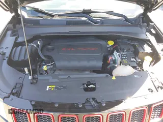 2018 Jeep Compass Sport with VIN 3C4NJDAB1JT261863, listed as a IAAI auction lot 42677037 with 93,263 mi miles and . Bid and sale history available at DreamBid. Image 10.
