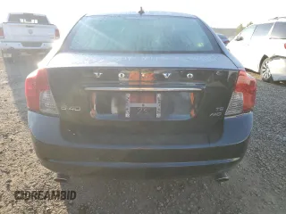 2010 Volvo S40 R-Design with VIN YV1672MH4A2507873, listed as a Copart auction lot 71633534 with 145,152 mi miles and Salvage Title. Bid and sale history available at carsss.com. Image 6.