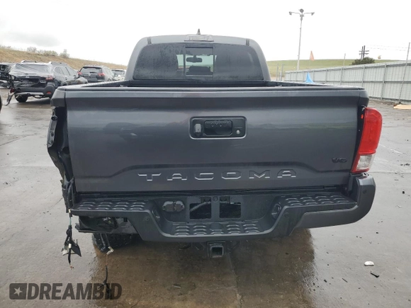 2017 Toyota Tacoma SR5 z VIN 3TMDZ5BN1HM030372, wystawiony jako Copart lot #54547985 z przebiegiem 67 663 mil mil oraz Szkoda całkowita • Salvage title. Historia ofert i sprzedaży dostępna na DreamBid. Obrazek 6.