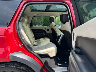 2019 Land Rover Range Rover Sport HSE with VIN SALWR2RV4KA426807, listed as a Copart auction lot 61027315 with 83,710 mi miles and Clean title. Bid and sale history available at DreamBid. Image 7.