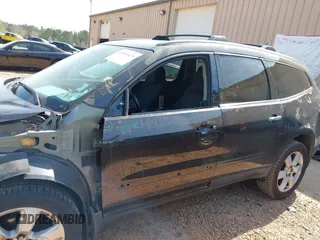2017 Chevrolet Traverse LT with VIN 1GNKRGKDXHJ196713, listed as a IAAI auction lot 41913435 with 141,319 mi miles and . Bid and sale history available at DreamBid. Image 15.