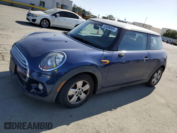 2014 MINI Hardtop with VIN WMWXM5C52ET932677, listed as a Copart auction lot 53486865 with 189,039 mi miles and Salvage title. Bid and sale history available at DreamBid. Image 1.
