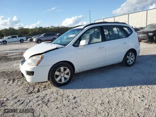 2008 Kia Rondo LX with VIN KNAFG525387171532, listed as a Copart auction lot 85677584 with NaN miles and Salvage Title. Bid and sale history available at carsss.com. Image 1.