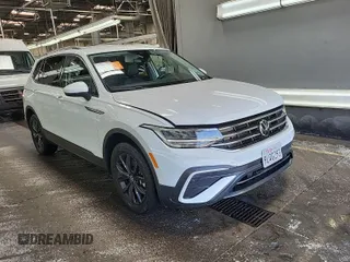 2024 Volkswagen Tiguan SE с VIN 3VV3B7AX0RM096462, выставлен на аукционе IAAI как лот 42844462 с пробегом 33 442 миль миль и . История ставок и продаж доступна на DreamBid. Изображение 2.