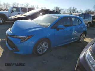2021 Toyota Corolla Hatchback SE with VIN JTND4MBE6M3146635, listed as a Copart auction lot 40959054 with 70,721 mi miles. Bid and sale history available at carsss.com. Image 1.