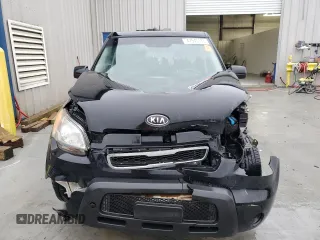 2011 Kia Soul + with VIN KNDJT2A22B7198811, listed as a Copart auction lot 47945175 with 297,493 mi miles and Salvage Title. Bid and sale history available at carsss.com. Image 5.