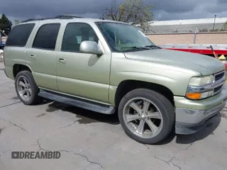2005 Chevrolet Tahoe LS with VIN 1GNEK13T85J116521, listed as a IAAI auction lot 41928434 with 229,171 mi miles. Bid and sale history available at carsss.com. Image 1.