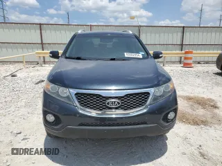 2012 Kia Sorento LX with VIN 5XYKT3A60CG254522, listed as a Copart auction lot 60502934 with 132,669 mi miles and Clean Title. Bid and sale history available at carsss.com. Image 5.