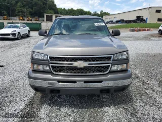 2007 Chevrolet Silverado 1500 Classic LS with VIN 2GCEC13V571114570, listed as a Copart auction lot 64975414 with 263,816 mi miles and Salvage Title. Bid and sale history available at carsss.com. Image 5.