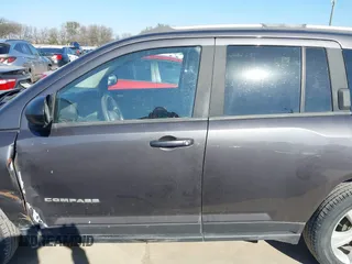 2015 Jeep Compass Sport with VIN 1C4NJCBBXFD274472, listed as a IAAI auction lot 41629585 with 124,407 mi miles. Bid and sale history available at carsss.com. Image 15.