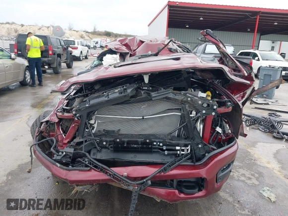 2024 Ram 2500 Laramie z VIN 3C6UR5FLXRG239528, wystawiony jako IAAI lot #41708586 z przebiegiem Nie podano mil oraz . Historia ofert i sprzedaży dostępna na DreamBid. Obrazek 6.