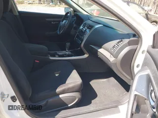 2014 Nissan Altima S with VIN 1N4AL3AP8EN383811, listed as a IAAI auction lot 41897220 with 109,839 mi miles and . Bid and sale history available at DreamBid. Image 5.