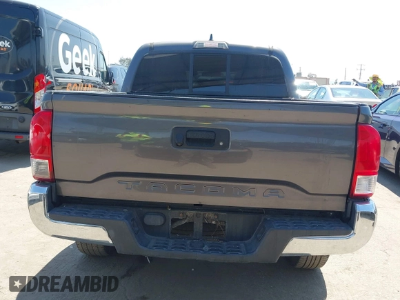 2016 Toyota Tacoma SR5 with VIN 5TFAX5GN7GX055884, listed as a IAAI auction lot 41943589 with 85,443 mi miles. Bid and sale history available at carsss.com. Image 16.
