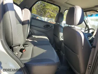 2003 Ford Escape XLT Popular with VIN 1FMYU03163KB45334, listed as a Copart auction lot 86947804 with 121,234 mi miles and Salvage Title. Bid and sale history available at carsss.com. Image 12.