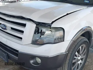2011 Ford Expedition XLT z VIN 1FMJU1H56BEF10935, wystawiony jako IAAI lot #41923570 z przebiegiem 145 389 mil mil oraz . Historia ofert i sprzedaży dostępna na DreamBid. Obrazek 6.